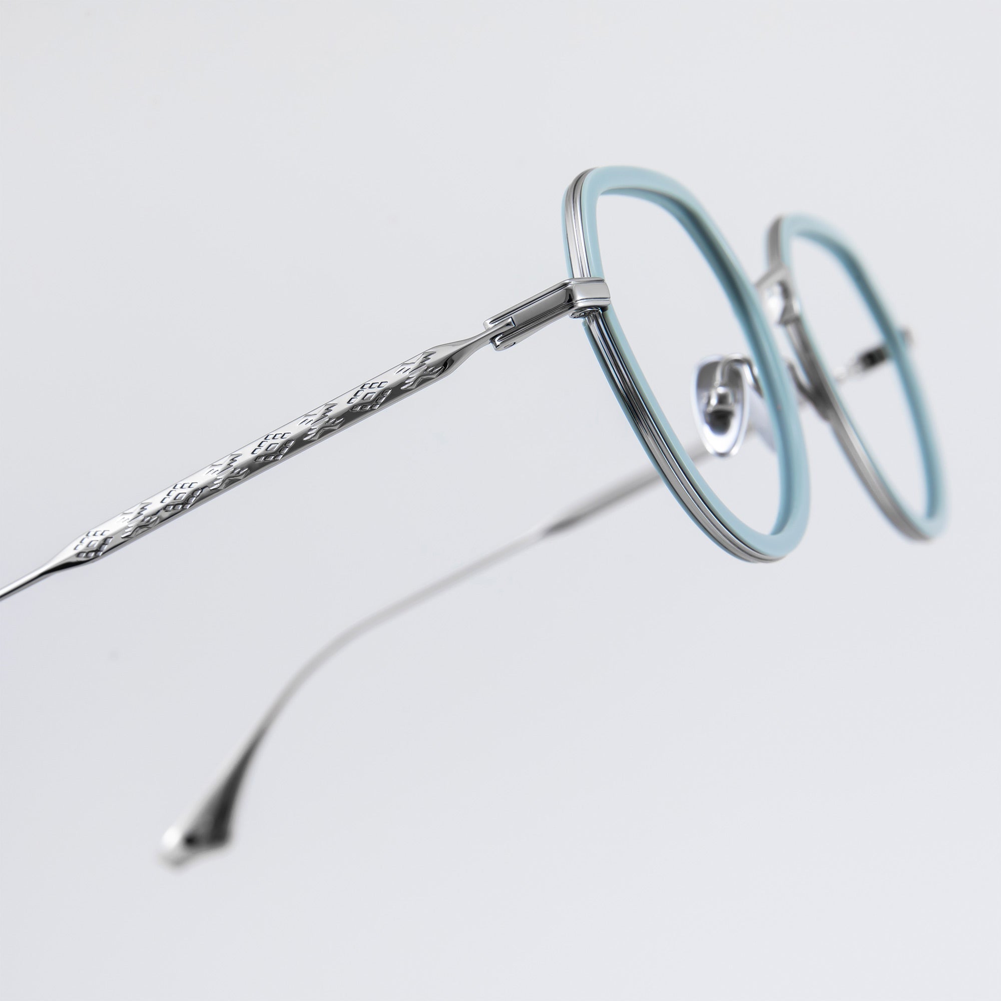 Donahugh-eyeglasses-lightblue