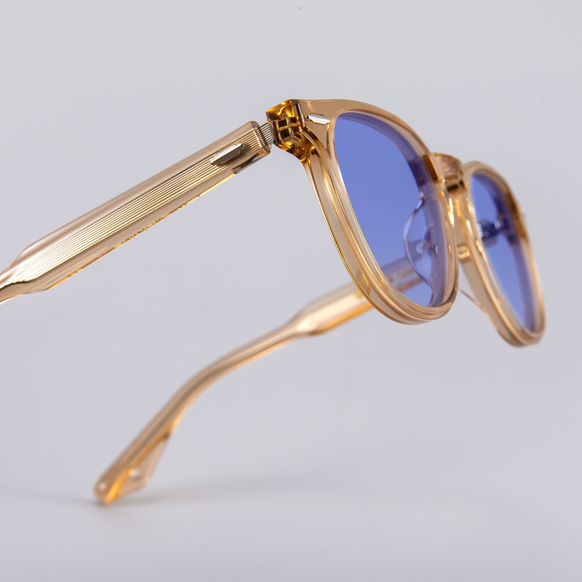 Donahugh-sunglasses-clearkhaki